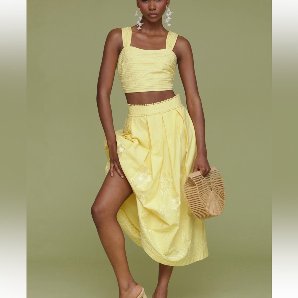 Avec les filles yellow set